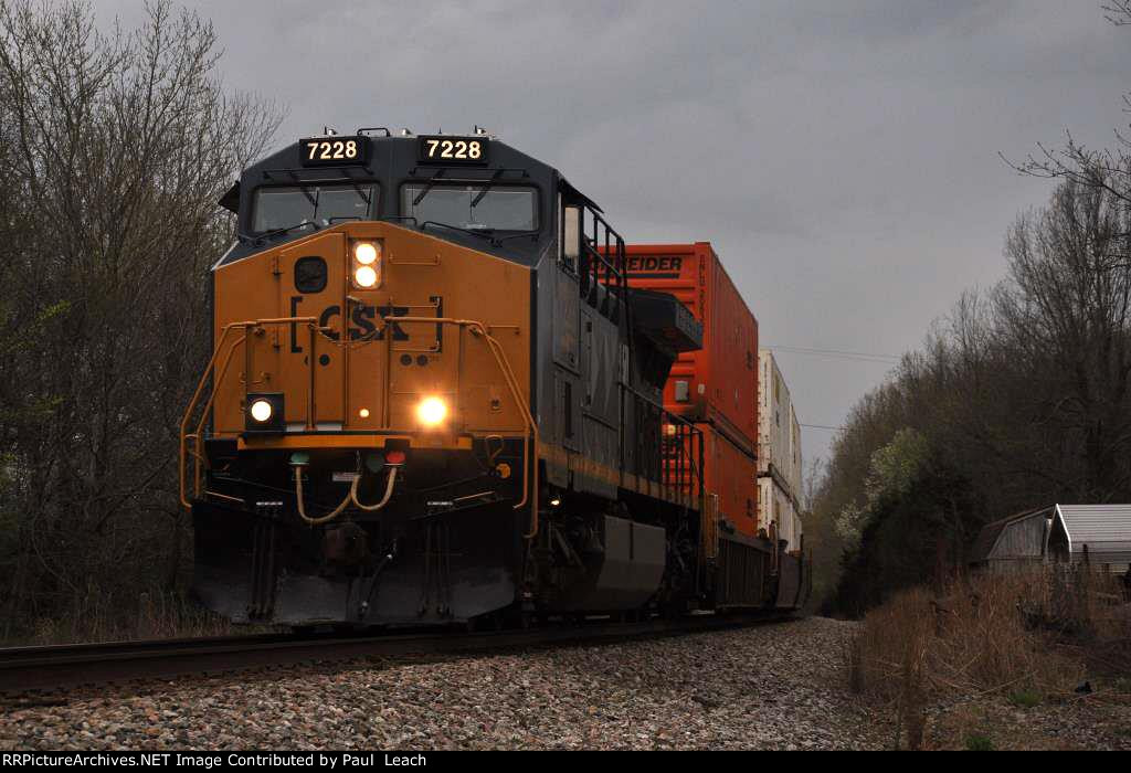 Intermodal cruises north ahead of a storm